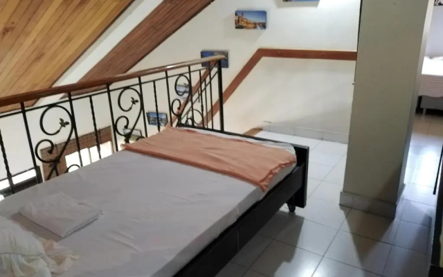 Hellen House playa habitación familiar de dos a 4 pax - Hotel in 圣玛尔塔 - Photo 4