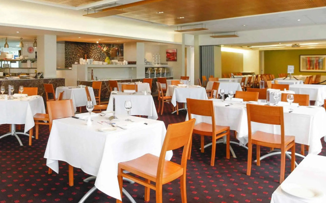 Ramada Hotel & Suites Sydney Cabramatta