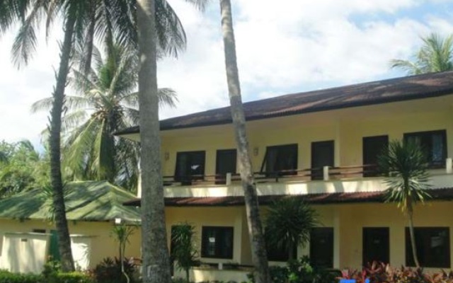 Capital O 2796 Medana Bay Marina – Outside – Tanjung