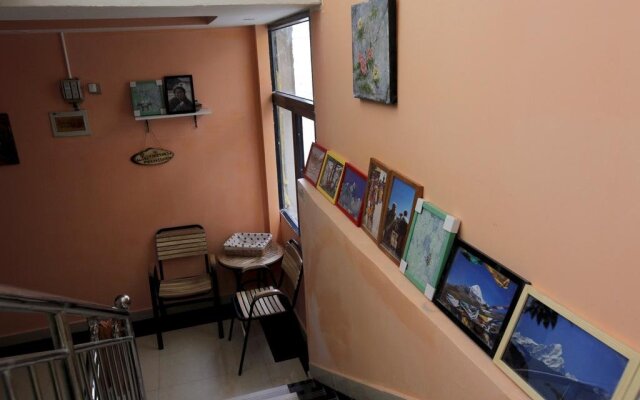 Siguniang Mountain Metok Light Inn