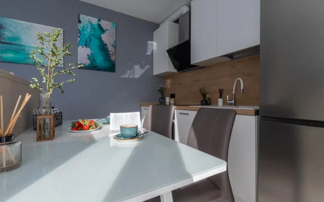 Mini-Hotel on Khersonskaya 21