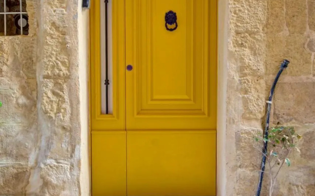 Sally Port 32