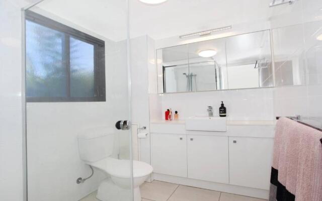 Unit 1 'Phoenix Apartments', Coolum Beach