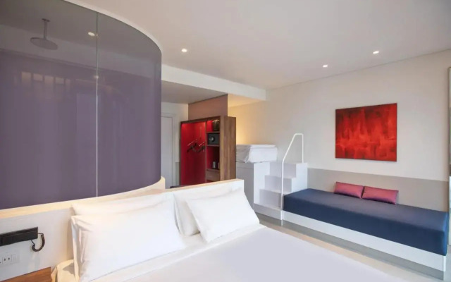 Wink Hotel Danang Centre - 24hrs Stay