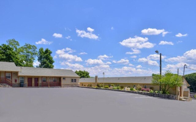 Golden Hill Inn Danbury