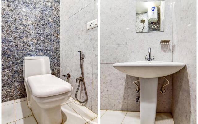 OYO 79224 Hotel Shubh