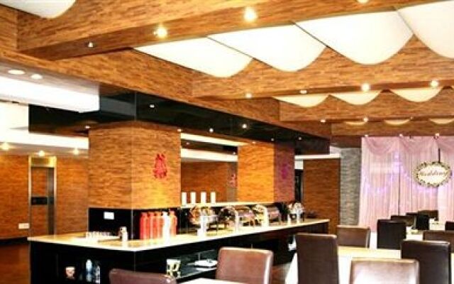 Hait Business Hotel - Hefei