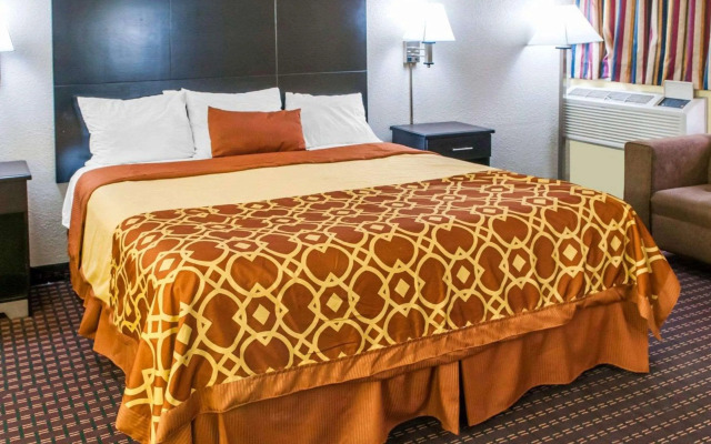 Econo Lodge Carlsbad Caverns Area