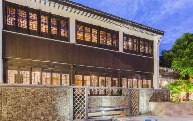 Zhenfengxuan Holiday Courtyard