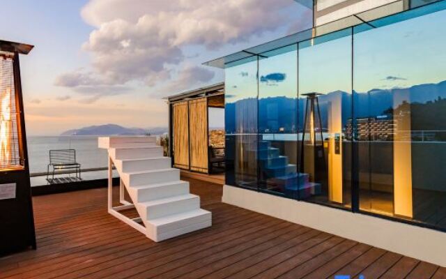 Dali Ruyi At ease Seaview Villa (Bohai Park Branch)