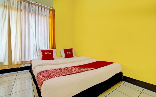 OYO 93229 P3 Guest House