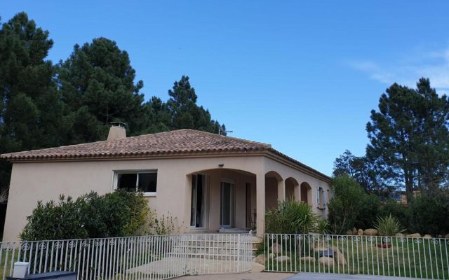 Villa Ribba 10 pers piscine 5 min plage en voiture