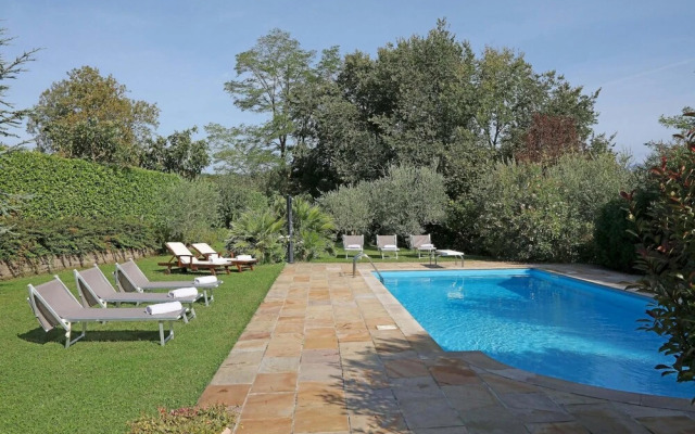 Villa Girasole in Polpenazze del Garda