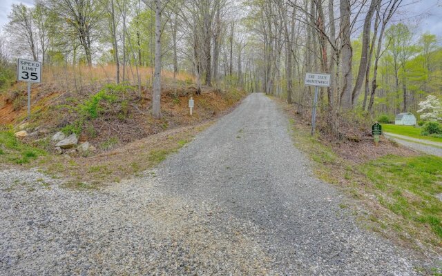 Serene Roseland Retreat Near Wintergreen Resort!