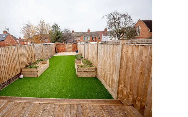 Spacious Home for Groups With Parking