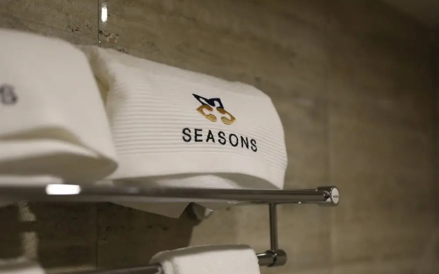 Seasons hotel suites