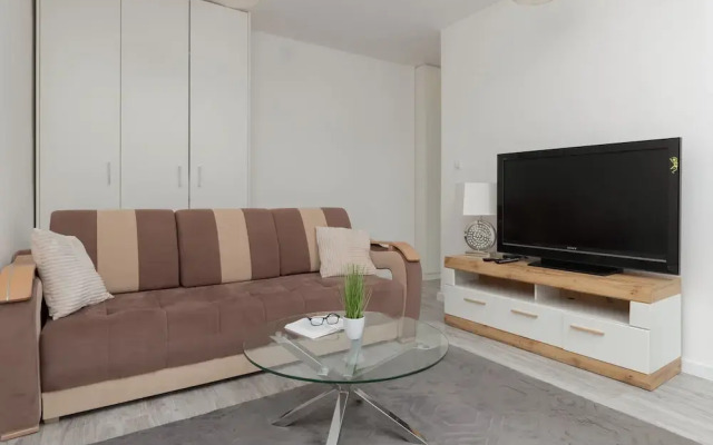 Studio for 4 Guests Gdynia by Renters