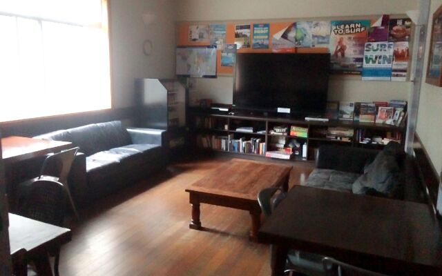 Coogee Beach House - Hostel
