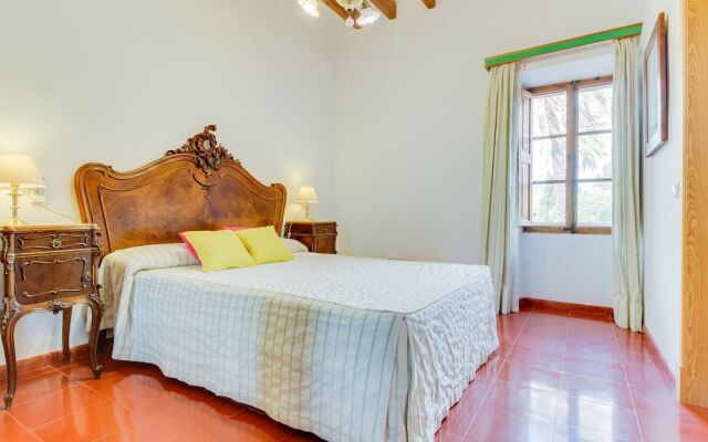 Expansive Mansion in Consell Balearic Islands With Terrace