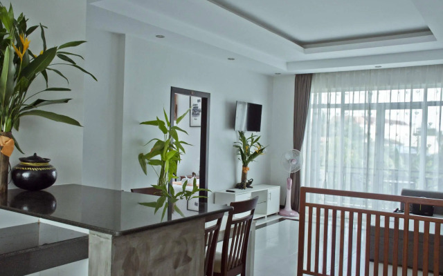 Silver Smith Residence