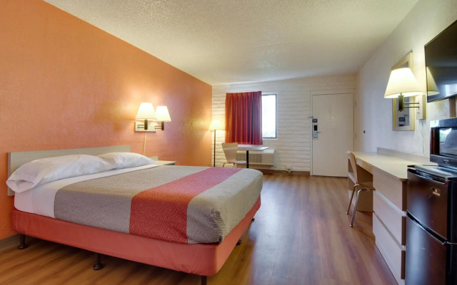 Motel 6 Eloy, AZ - Casa Grande