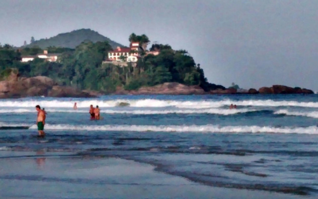 Ubatuba Surf Suites