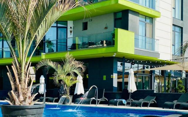 The Anchor in Complexul Alezzi Beach Resort