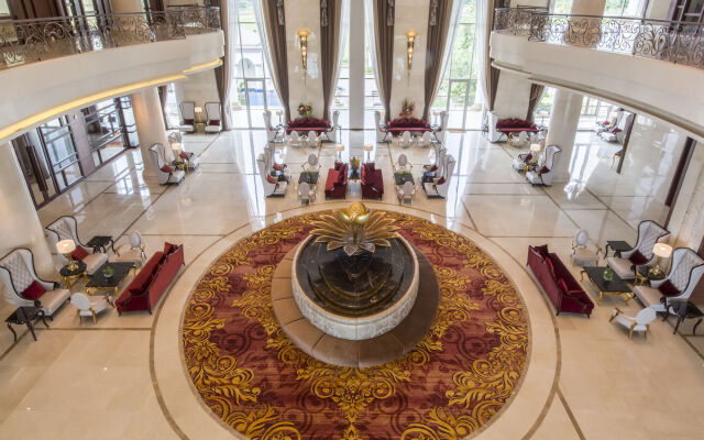 Garden City Hotel