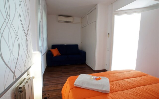 Mayflower Be my Guest Castelldefels