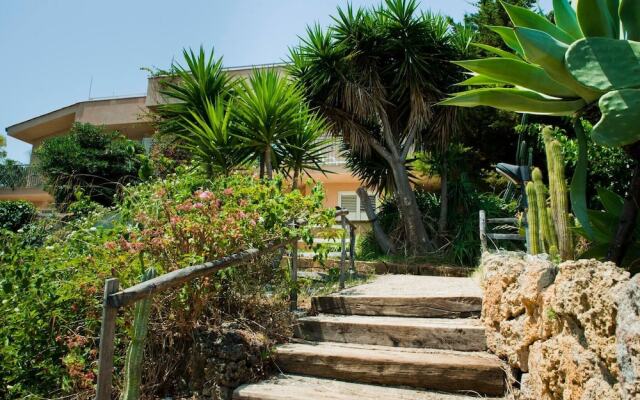 Bright and Comfortable Three-room Apartment Park Residence Cicladi