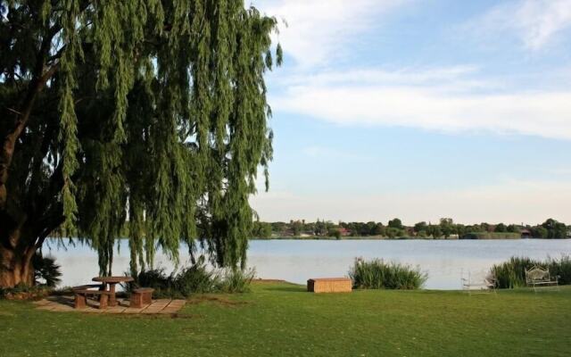 The Lakehouse Guest House