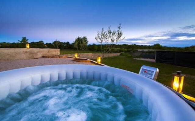 B&B Tonivale