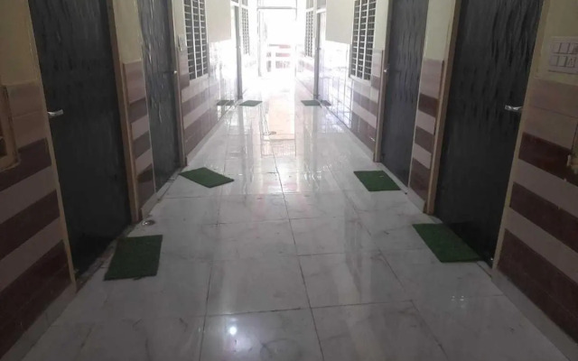Oyo 80531G Hotel Signature Inn