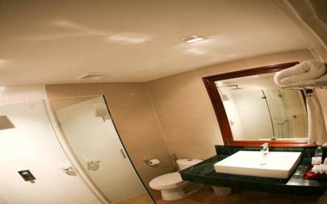 Silverwoods Hotel (SHA Extra plus)