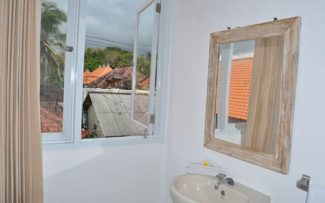 Cemara's Beach Home Stay