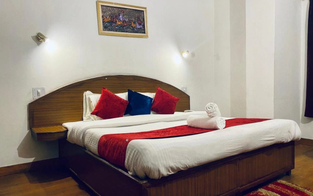 Hotel Tara Regenecy