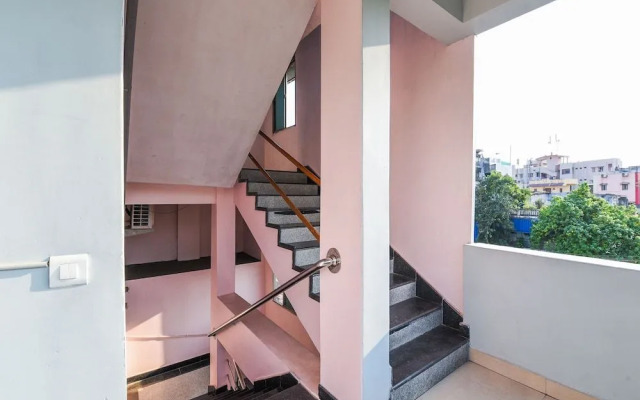 OYO 15011 Blue Homes