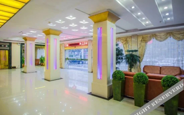 Til Hotel