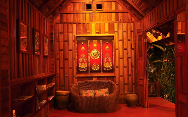 Vieng Tara Villa