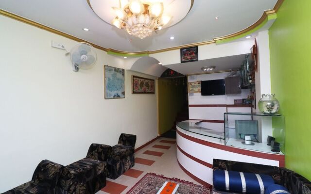 OYO 22675 Hotel Prateek