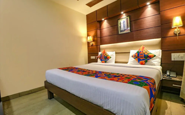 Fabhotel Admire Suites