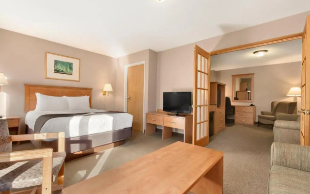 Days Inn & Suites - Thunder Bay