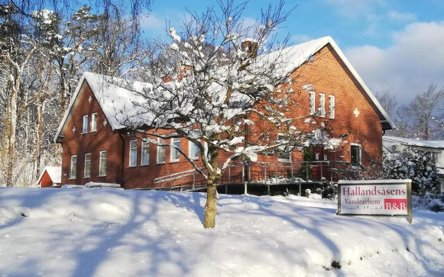 Hallandsåsen Hostel & B&B