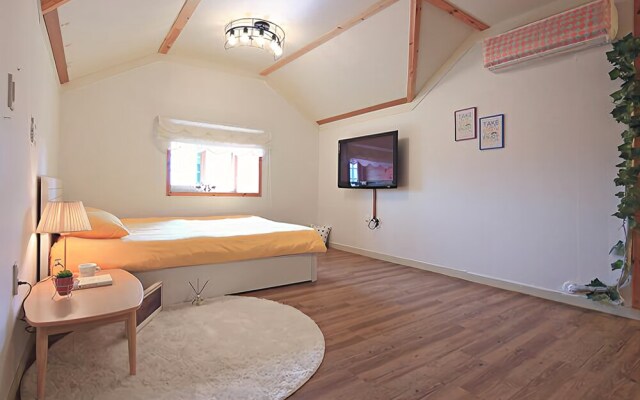 Gyeongju Travel by Moonlight Pension