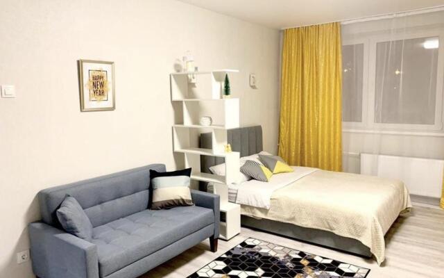 Apartments on Angarsk street 45k5