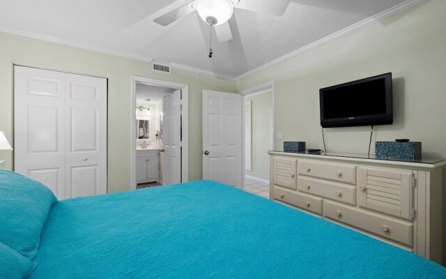 Pelican Beach 1002 1 Bedroom Condo by Pelican Beach Management