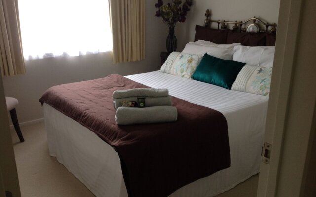 Howick Luxury Large Home