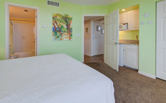 The Terrace at Pelican Beach 1401