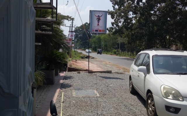 This Is It Airport Hotel and Restaurant