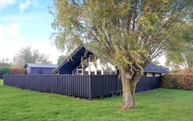 6 Person Holiday Home in Haarby-by Traum